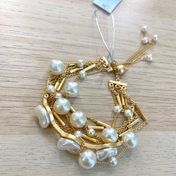 EVERRI - Pearl Multi Row Pull Through Bracelet - Picture 3 of 5